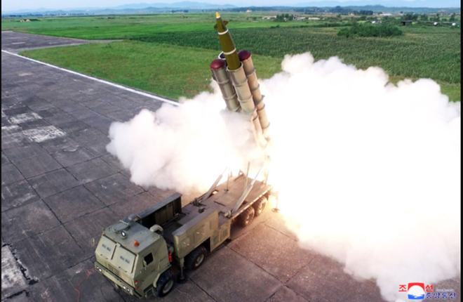 Triều Tiên tuyên bố thử thành công tên lửa phóng loạt mới ảnh 2