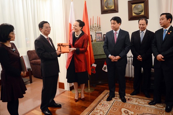 Ba Lan trao tặng nguyên Chủ tịch UBND TP.Hà Nội Nguyễn Thế Thảo Huân chương Bene Merito ảnh 4
