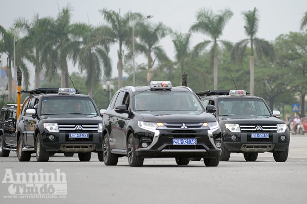 Cận cảnh những trang thiết bị "khủng" của Cảnh sát cơ động Hà Nội ảnh 9