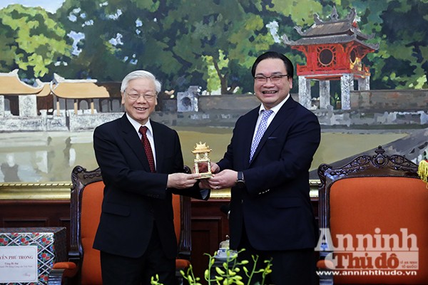 Tổng Bí thư Nguyễn Phú Trọng chúc tết Đảng bộ, chính quyền và nhân dân Thủ đô ảnh 2