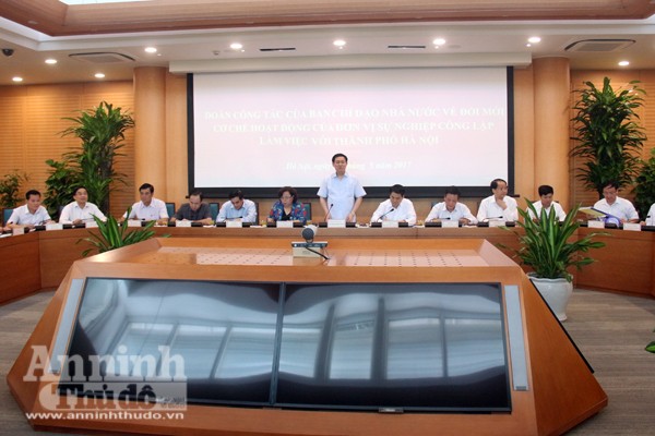 Phó Thủ tướng Vương Đình Huệ: Hà Nội làm tốt, làm "êm" việc tinh gọn, sắp xếp lại bộ máy ảnh 1