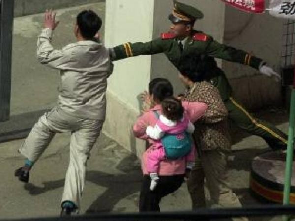 Trung Quốc bắt giữ lính Triều Tiên đào tẩu giết người, cướp của ảnh 1