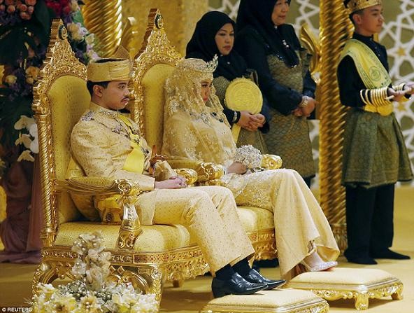 Toàn cảnh lễ cưới cực kỳ xa hoa của Hoàng tử Brunei ảnh 1