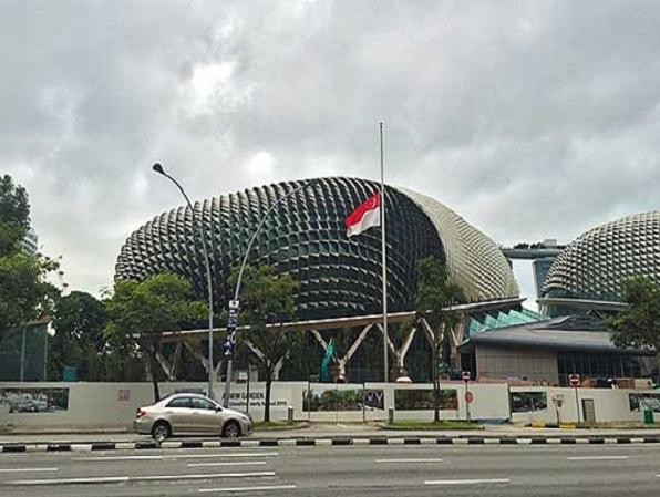 Singaprore treo cờ rủ, tưởng niệm các nạn nhân thiệt mạng vì động đất ảnh 1