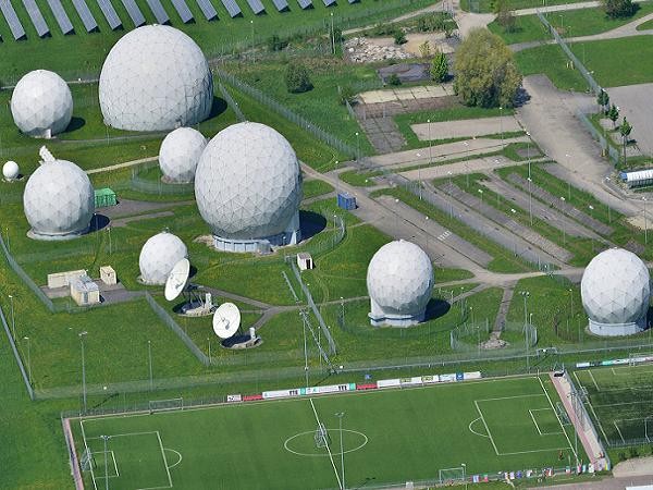 Bãi radar của cơ quan tình báo Đức BND