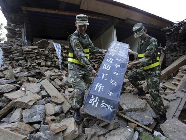 Trung Quốc: Hơn 50 người thương vong trong vụ động đất mạnh 6,5 độ richter ảnh 1