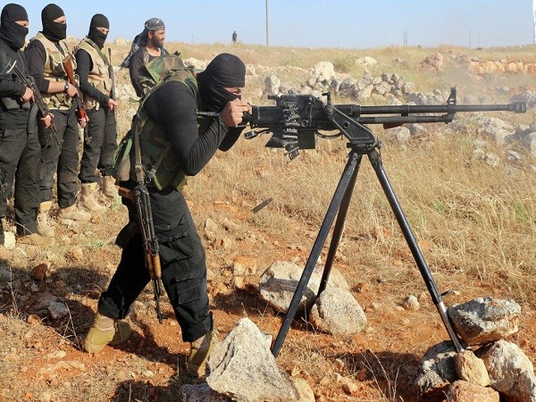 Quốc hội Mỹ trang bị cho IS thông qua phe đối lập "ôn hòa" Syria ảnh 1