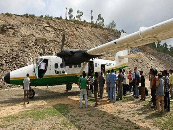 Tìm thấy máy bay gặp nạn ở Nepal, toàn bộ 23 người đã thiệt mạng ảnh 1