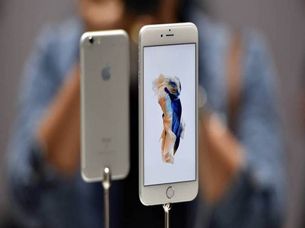iPhone 7S là thế hệ iPhone màn hình OLED? ảnh 2