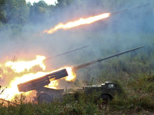 Quân đội Nga mua số lượng kỷ lục 700 hệ thống rocket đa nòng ảnh 1