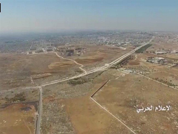 Quân đội Syria cắt đứt tuyến tiếp tế chính của IS ở Aleppo ảnh 1