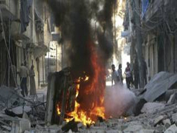 Chiến đấu cơ Syria phá nát trung tâm chỉ huy của phiến quân gần Aleppo ảnh 1