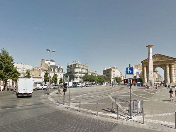 Pháp: Nạn nhân vụ tấn công tình dục đối mặt với tội giết người ảnh 1