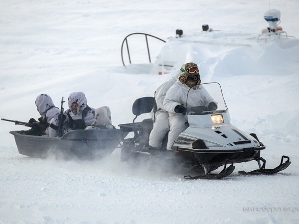 Nga thử nghiệm một loạt vũ khí mới trong điều kiện khắc nghiệt tại Bắc Cực ảnh 1