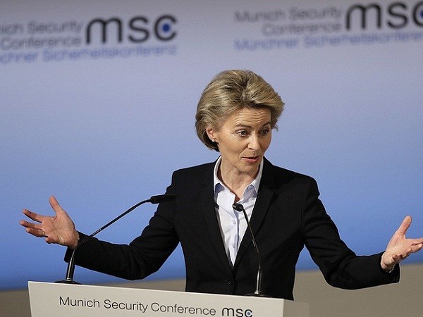 Bộ trưởng Quốc phòng Đức: NATO và Mỹ nên hợp sức với Nga ảnh 1
