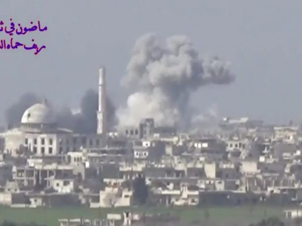 Nga dùng bom phá boongke thổi bay căn cứ dưới lòng đất của phiến quân ở Hama ảnh 1