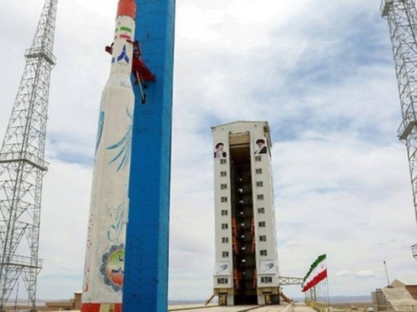 Mặc Mỹ gây sức ép, Iran tuyên bố tiếp tục thực hiện kế hoạch phóng 3 vệ tinh lên không gian ảnh 1