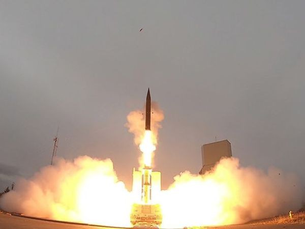 Hệ thống tên lửa mới Arrow-3 của Israel sẽ hạn chế khả năng S-300 Syria ảnh 1