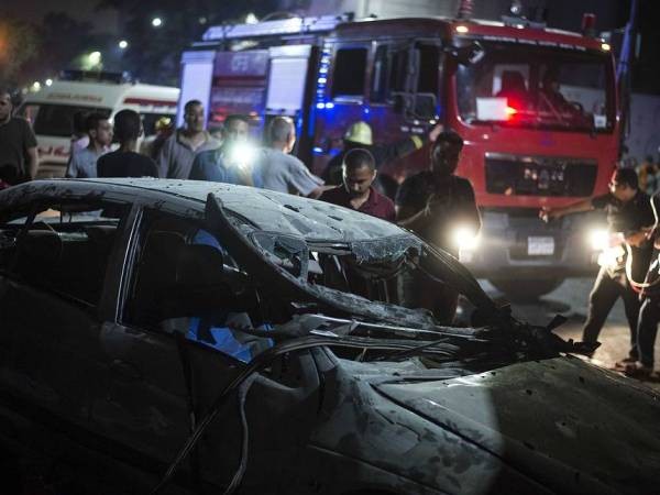 Tai nạn giao thông kinh hoàng ở Ai Cập, gần 40 người thương vong ảnh 1