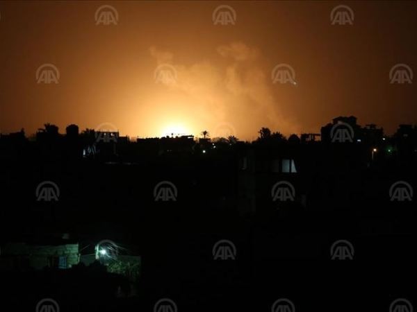Chiến đấu cơ Israel dội bom ồ ạt Dải Gaza đáp trả cuộc tấn công tên lửa ảnh 1