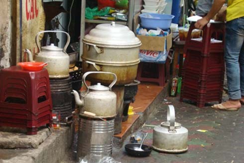 [Audio 01-11-2019] Hà Nội loại bỏ bếp than tổ ong từ năm 2021 ảnh 1