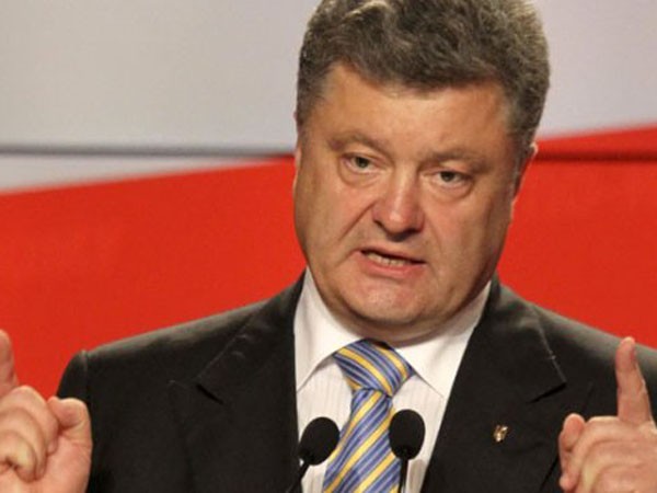 Tổng thống Poroshenko trực tiếp “dâng” Donbass cho Nga? ảnh 1
