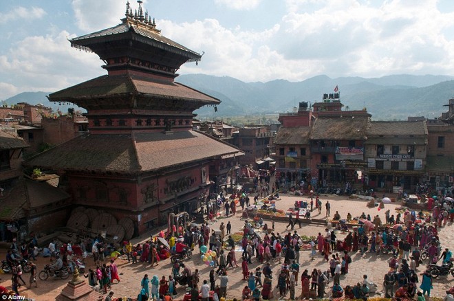 3.200 người chết, di sản thế giới bị động đất phá hủy hoang tàn ở Nepal ảnh 5