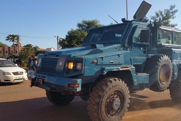 Tấn công khủng bố ở Mali: Đã giải thoát 87 con tin, nghi vấn dồn vào Al-Qaeda ảnh 4