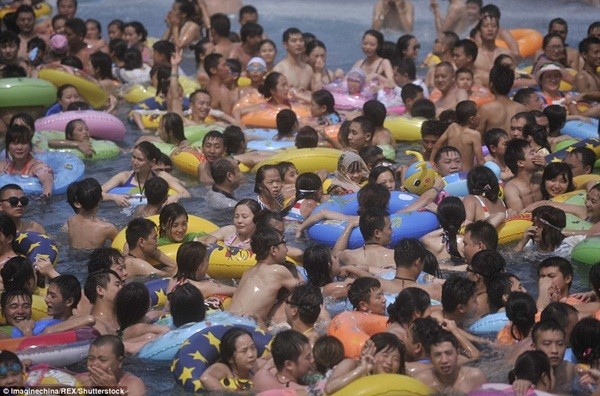 Ngạt thở với những "hồ bơi bánh bao" ở Trung Quốc ảnh 10