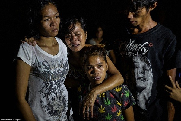 Hàng chục quan chức Philippines dính đến ma túy đầu hàng vì sợ bị giết chết ảnh 8
