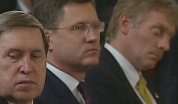 Phát ngôn viên điện Kremlin ngủ gật giữa cuộc họp cấp cao Nga - Thổ ảnh 2