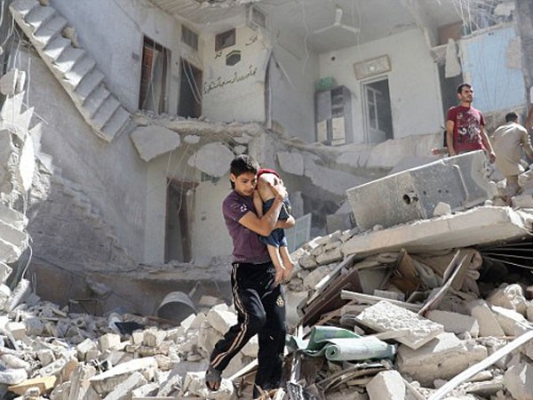 Bên trong Aleppo, thành phố "địa ngục trần gian" sau các cuộc không kích IS ảnh 5