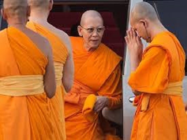 Nhà sư Phra Dhammachayo bị giới chức Thái Lan cáo buộc rửa tiền