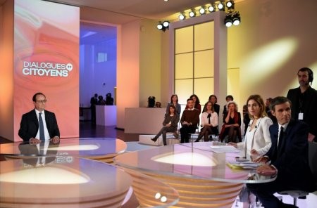 Sụt giảm tỷ lệ theo dõi phỏng vấn Tổng thống Pháp trên truyền hình ảnh 1