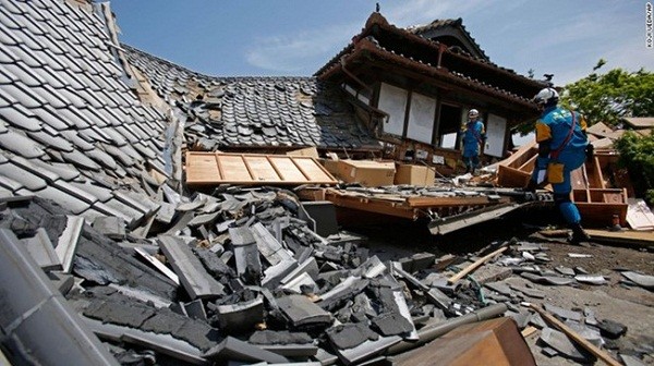 Nhật Bản lại xảy ra động đất mạnh ảnh 1
