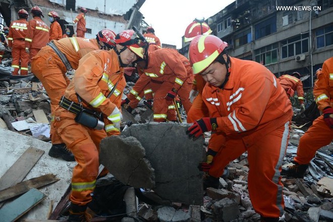 Sập nhà ở Trung Quốc, 8 người thiệt mạng ảnh 2