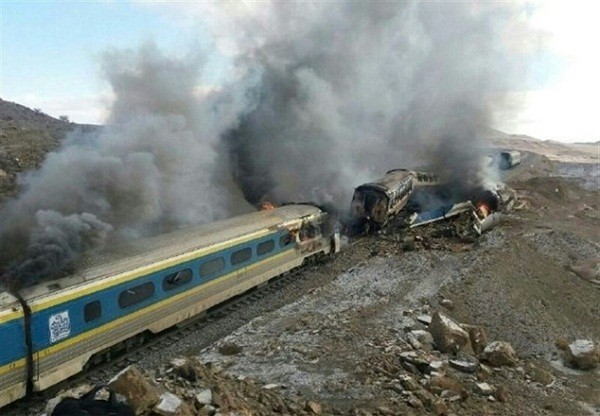 Iran: Lãnh đạo ngành đường sắt từ chức sau vụ đâm tàu ảnh 1