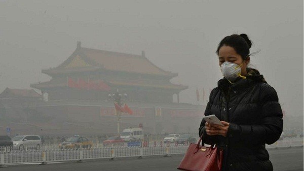 Đầu năm 2017, Trung Quốc cảnh báo đỏ ô nhiễm không khí ảnh 1