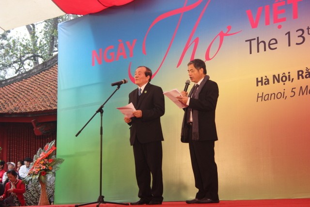 Hơn 150 tác giả tham dự Ngày thơ Việt Nam 2015 ảnh 2
