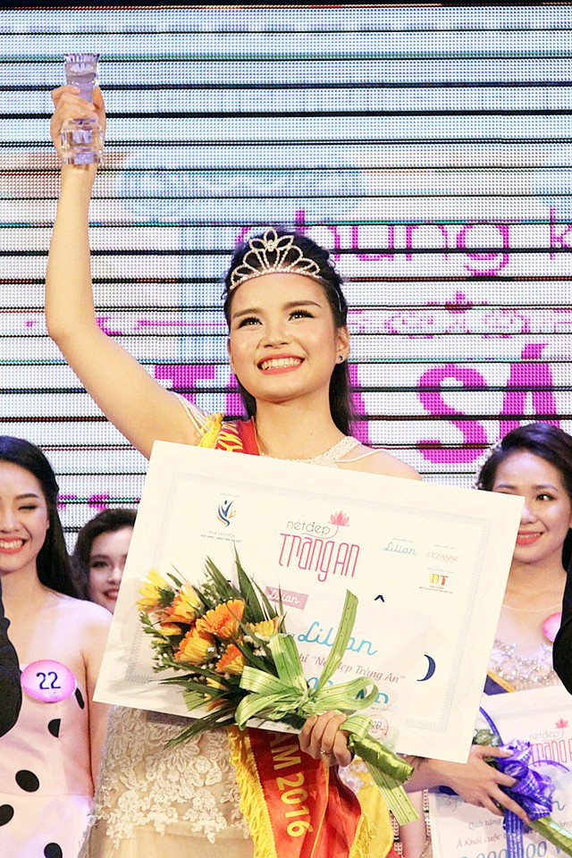 Nữ sinh trường Việt Đức đăng quang "Nét đẹp Tràng An" ảnh 7