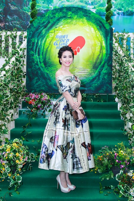 Phan Thị Mơ lộng lẫy dự gala "Người đẹp và lòng nhân ái" ảnh 6