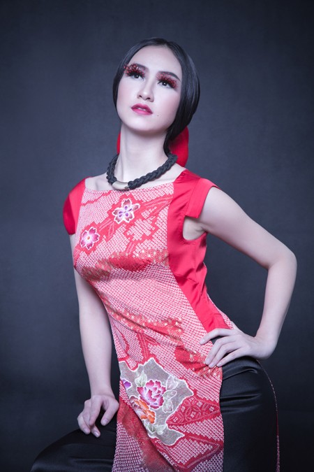 NTK Võ Việt Chung "tung" 3 bộ sưu tập trong Fashion show tại Mũi Né ảnh 4