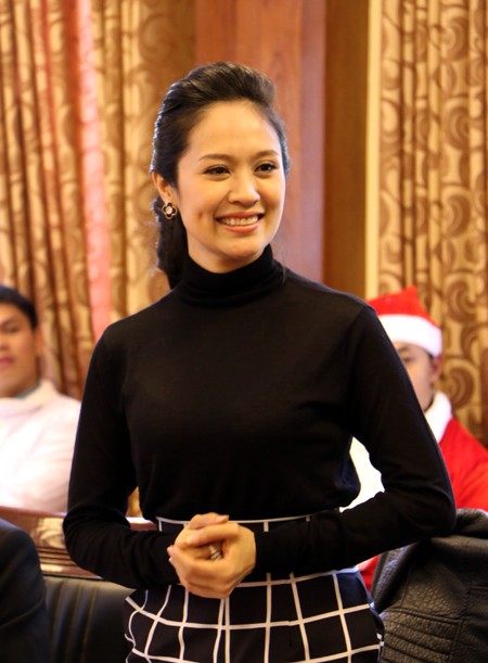 Diễn viên Thanh Thúy mang nắng phương nam đến Ngày hội "Giáng sinh hồng" ảnh 1