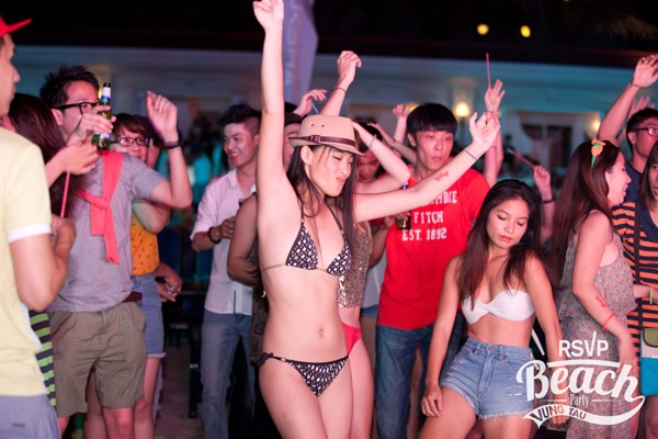 Đại tiệc bãi biển 2016 quy tụ nhiều DJ cực hot ảnh 3