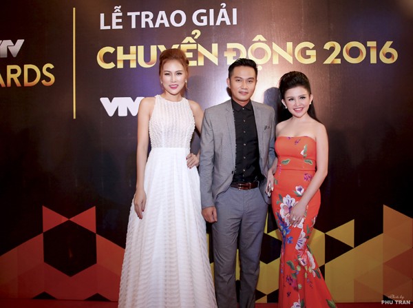 Janny Thủy Trần rạng ngời trên thảm đỏ VTV Awards ảnh 8