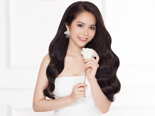 Nao lòng trước vẻ quyến rũ của Hoa hậu Dương Kim Ánh ảnh 3