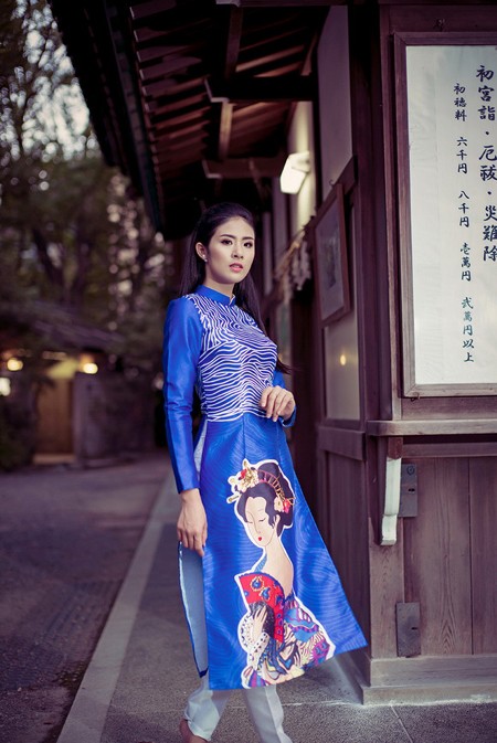 Hoa hậu Ngọc Hân khoe sắc với áo dài ở Nhật Bản ảnh 1