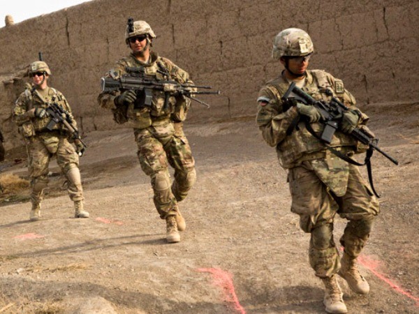 Tướng Mỹ đề nghị tăng quân để chống khủng bố Taliban ảnh 1