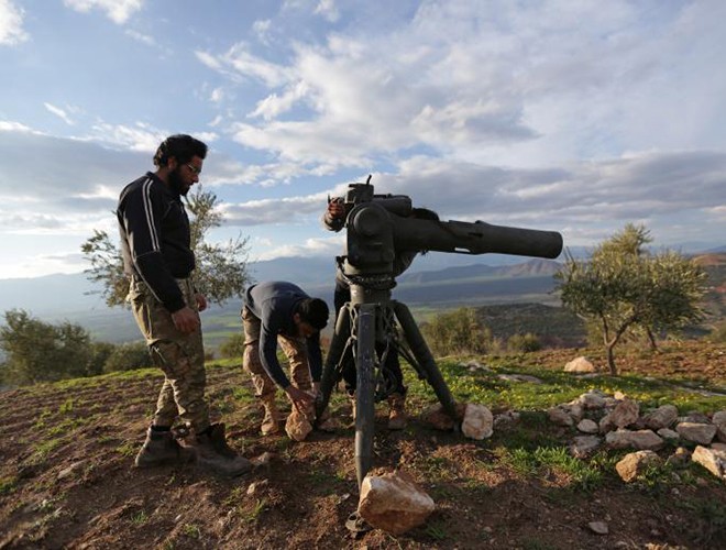 [ẢNH] Các tay súng FSA được Thổ Nhĩ Kỳ hậu thuẫn quyết chiến tại Syria ảnh 16