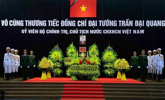 Xúc động lễ viếng Chủ tịch nước Trần Đại Quang ảnh 31